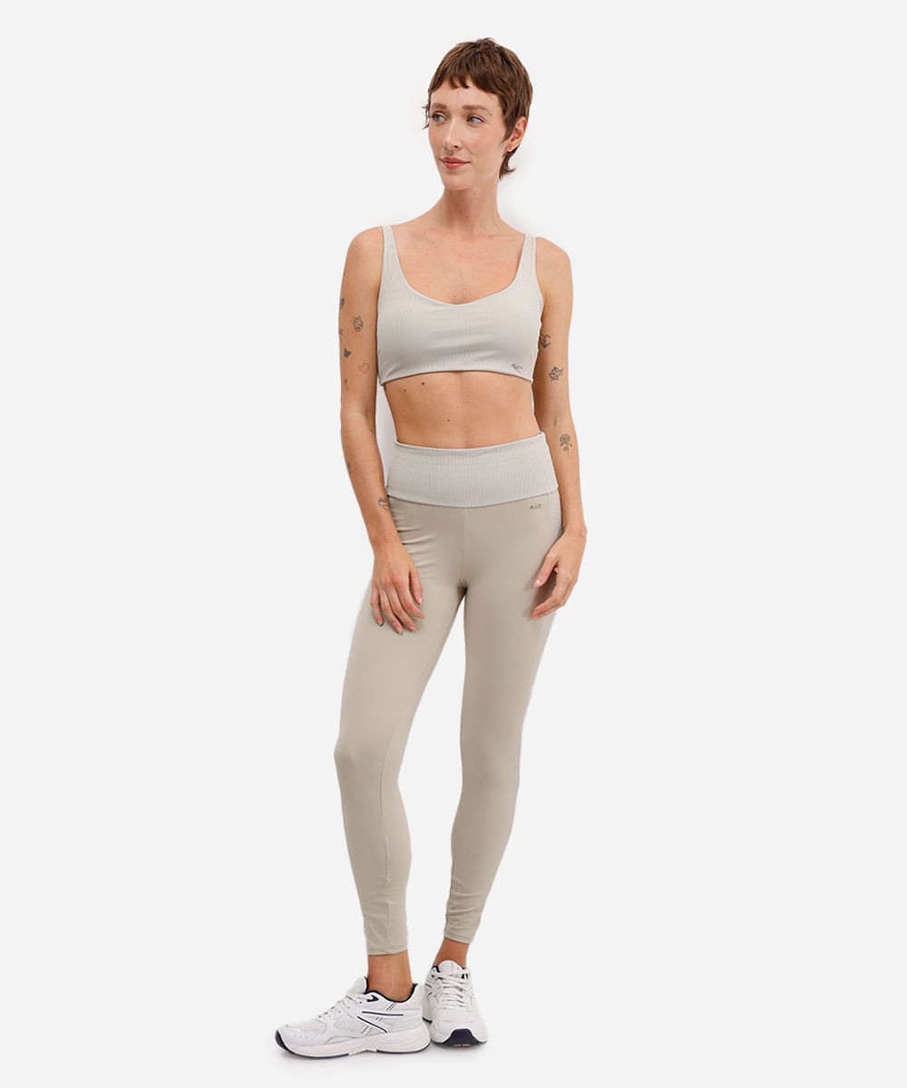 calça legging esportiva ace com recorte lateral bege