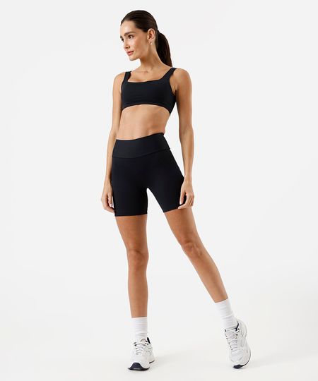 bermuda feminina esportiva ace de poliamida preta P