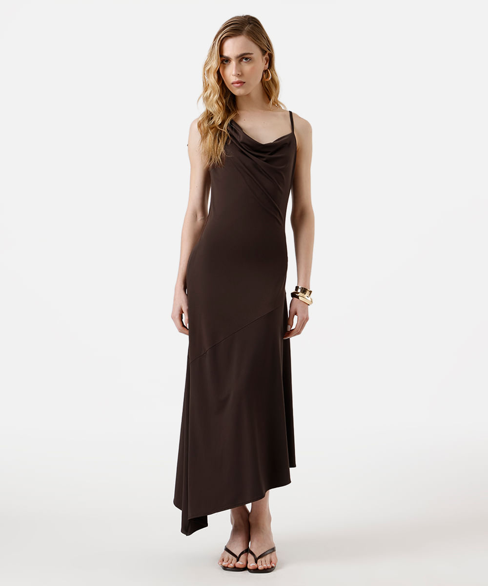 vestido midi feminino decote degagê assimétrico marrom