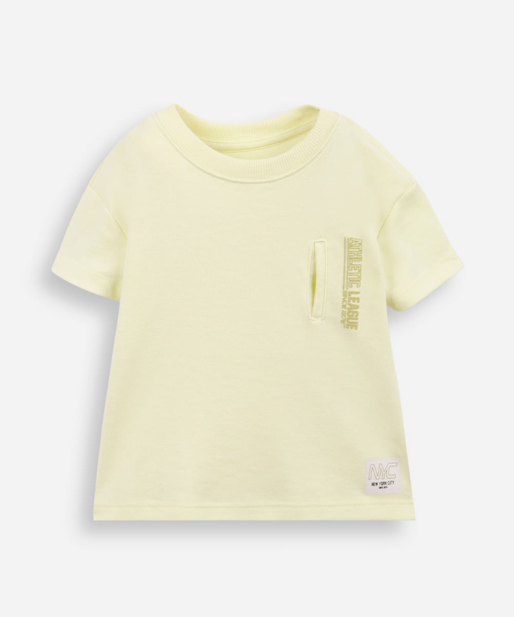 camiseta infantil com algodão e bolso embutido verde