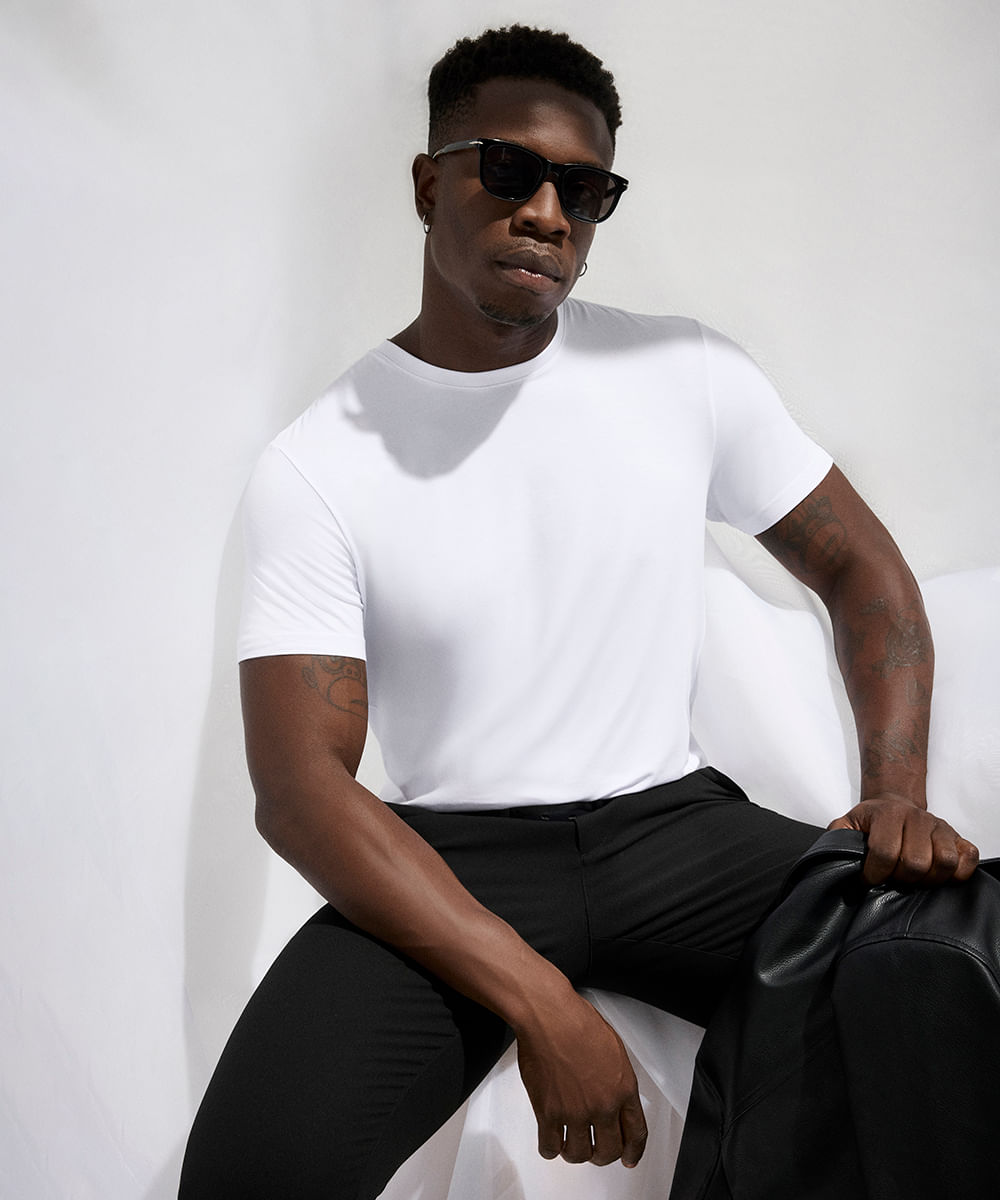 camiseta comfort masculina manga curta AIRtech branca