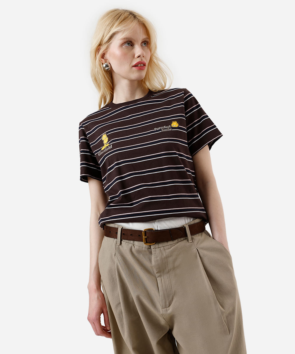 camiseta feminina com algodão garfield listrada marrom