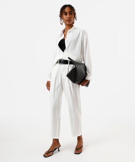 calça reta feminina com pregas off white 40 calça reta feminina com pregas off white 40