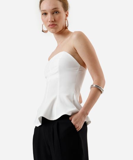 blusa peplum feminina sem alça texturizada off white PP blusa peplum feminina sem alça texturizada off white PP