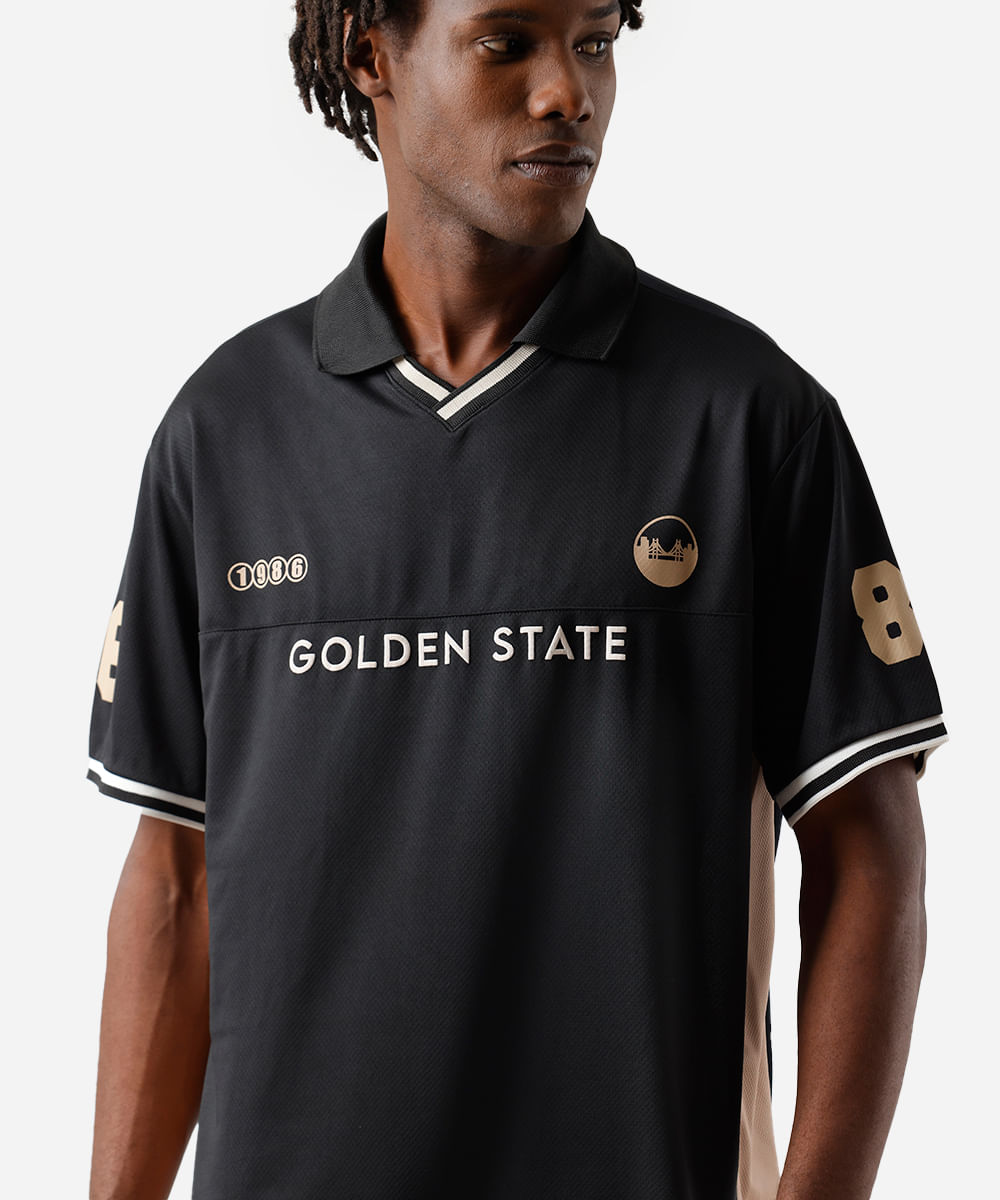 camiseta masculina esportiva ace com gola e recorte estampada preta