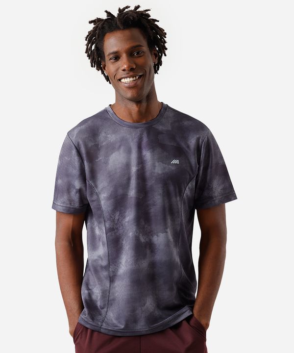 camiseta esportiva masculina com recortes estampada cinza GG