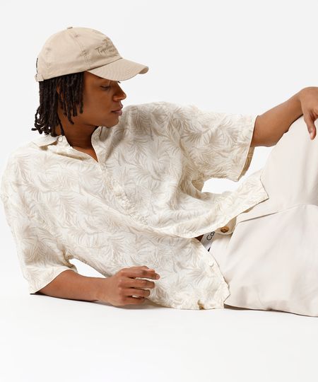 camisa masculina com linho manga curta folhagens bege G camisa masculina com linho manga curta folhagens bege G