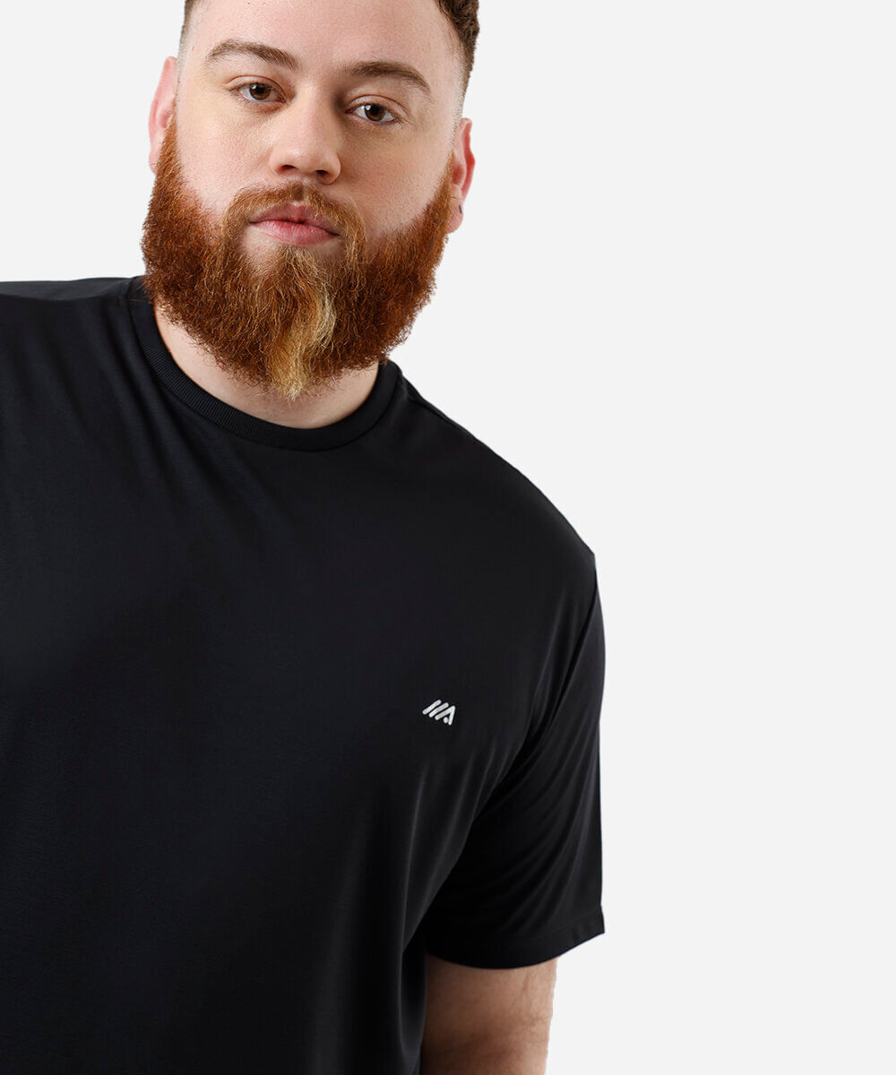 camiseta masculina esportiva plus size preta