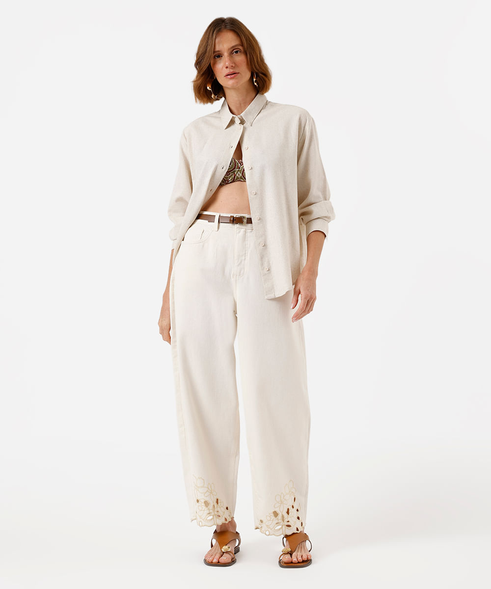 calça baggy feminina de sarja com bordado floral off white
