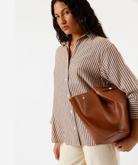 camisa feminina com linho listrada marrom PP camisa feminina com linho listrada marrom PP