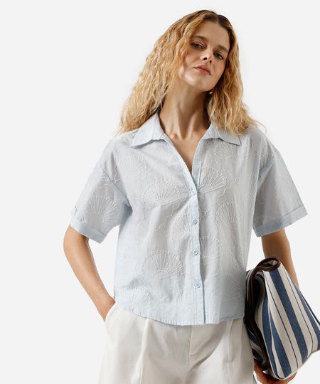 camisa feminina com algodão bordada azul M
