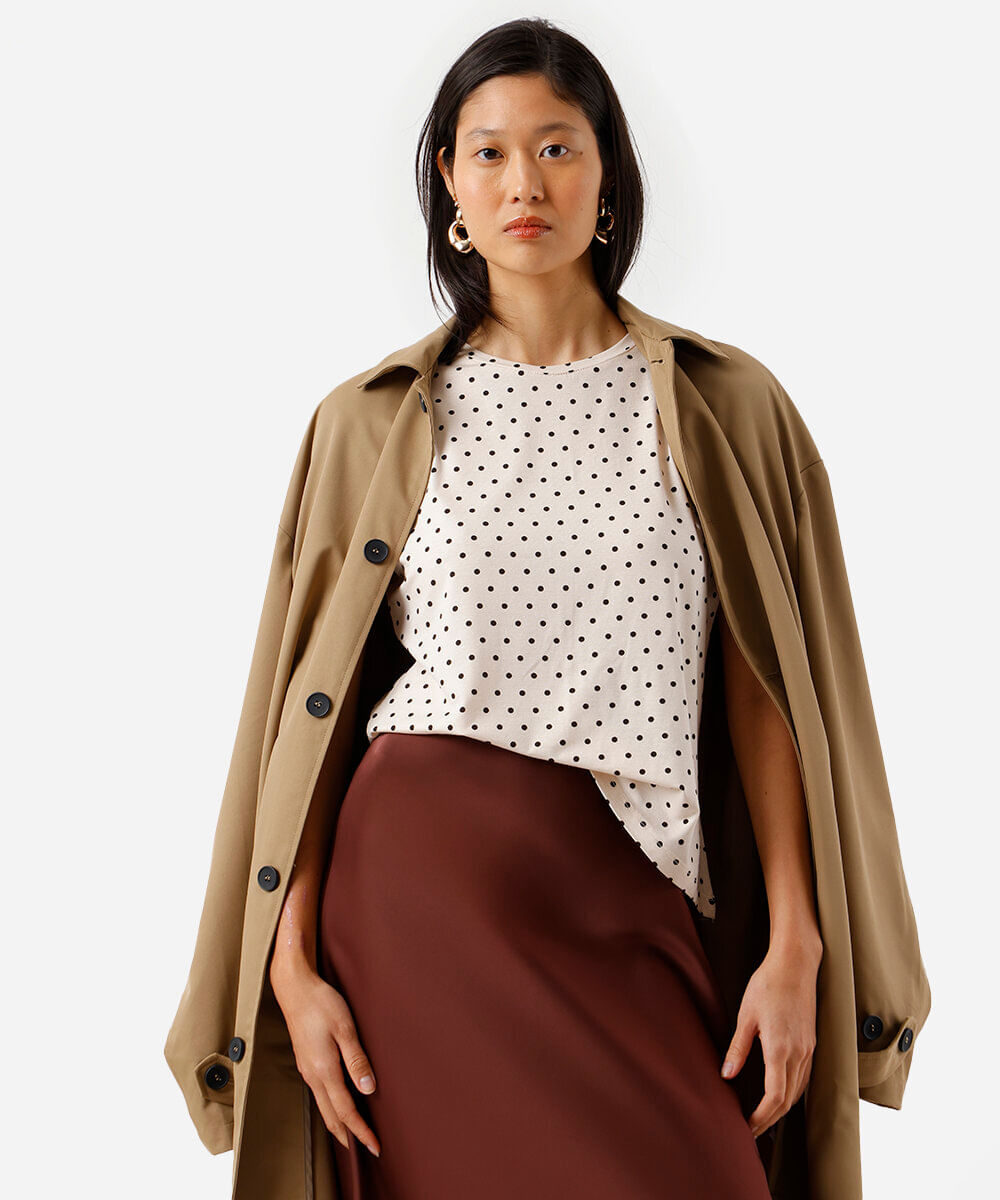 blusa feminina de viscose manga curta poá bege