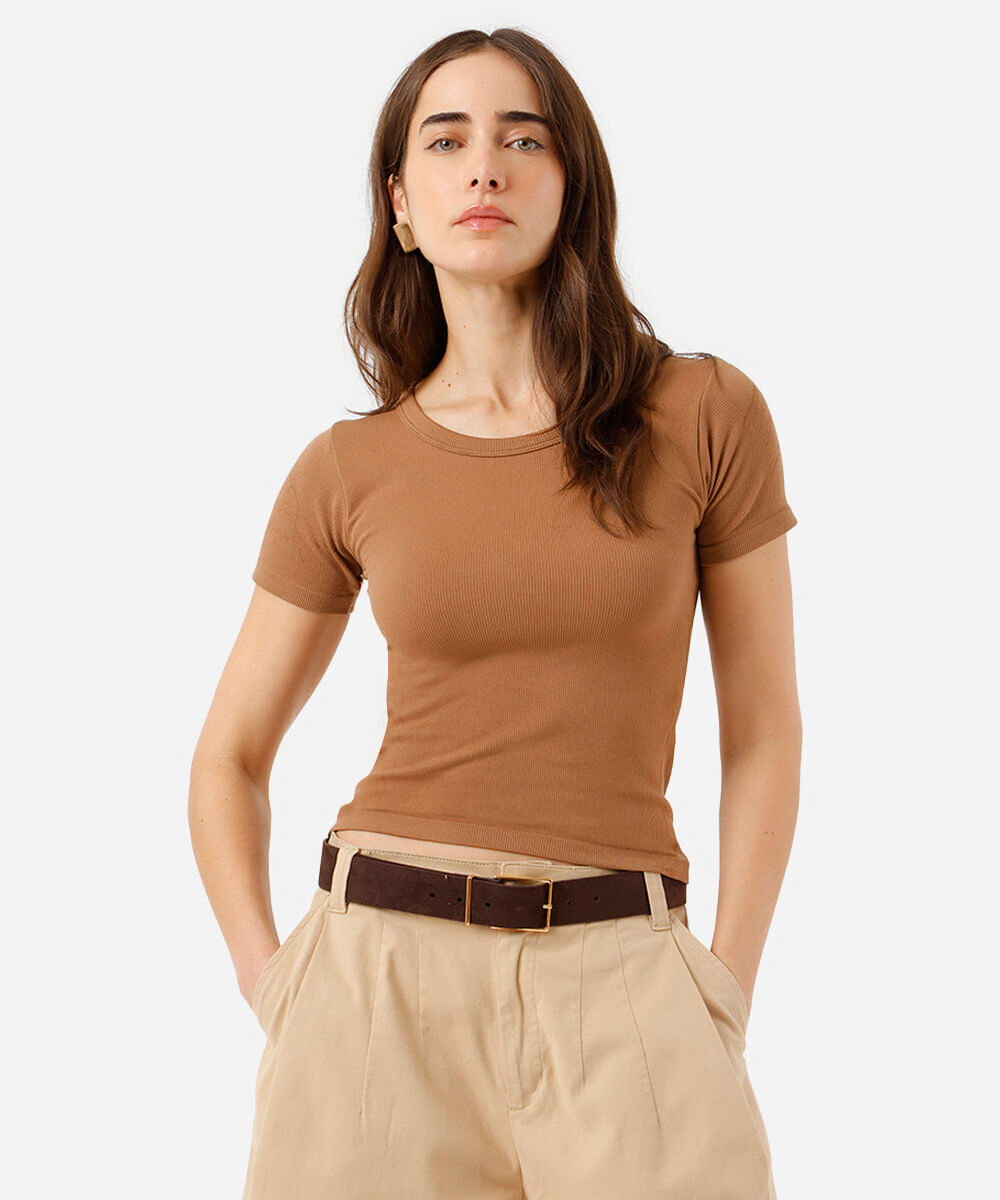 blusa baby look feminina de poliamida básica canelada marrom