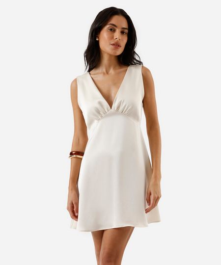 vestido curto acetinado decote v bege PP