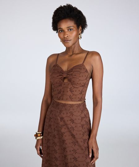 cropped feminino de laise alça fina com recorte marrom M cropped feminino de laise alça fina com recorte marrom M