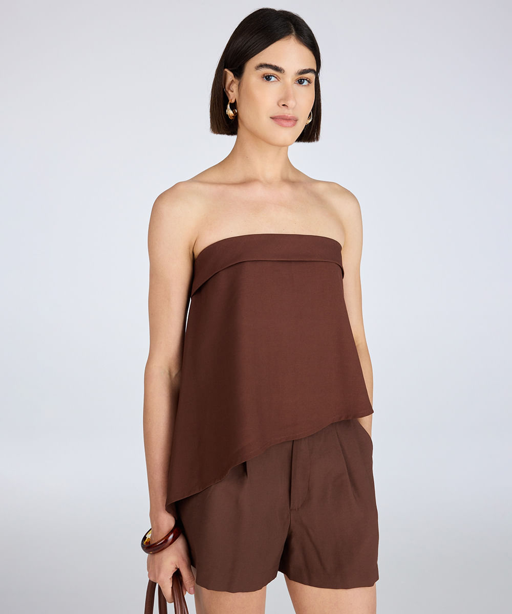 Vista 2 blusa sem alça feminina com viscose assimétrica C&A Marrom C&A Marrom