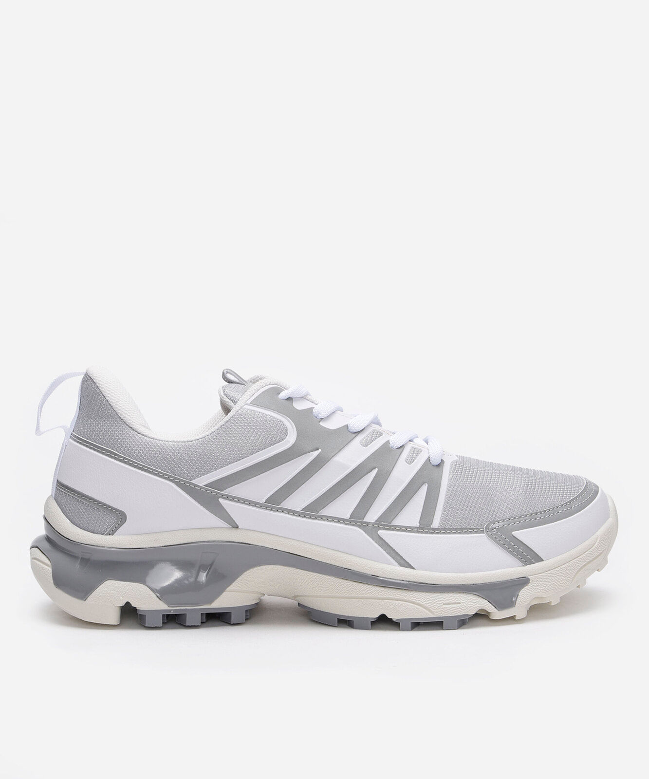 tênis esportivo ace com recortes cinza