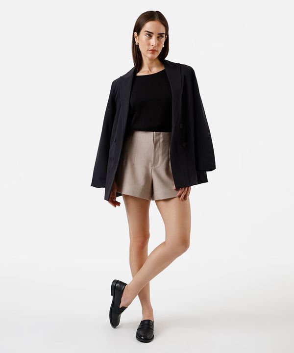 short de alfaiataria feminino com pences bege 38
