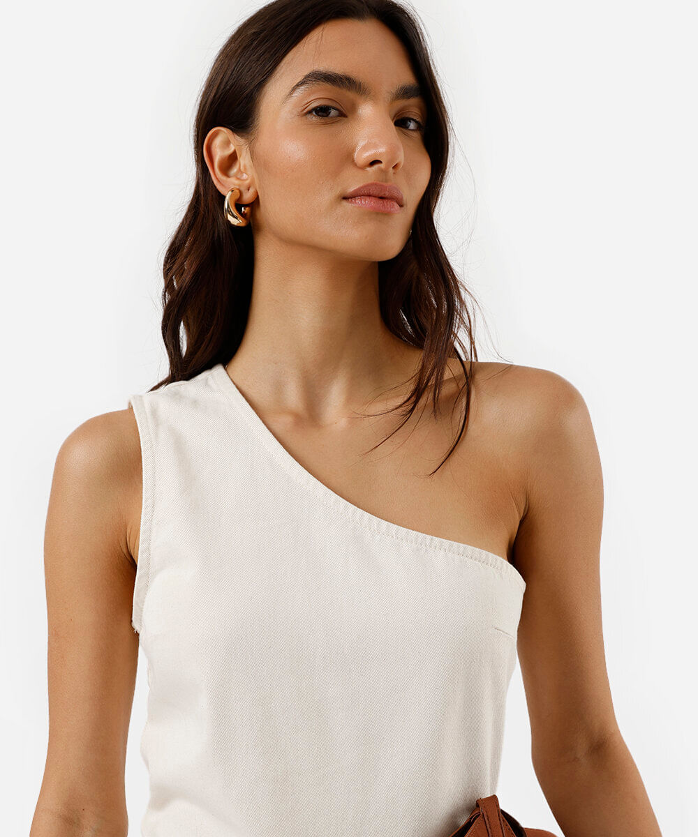 blusa ombro único feminina de sarja off white