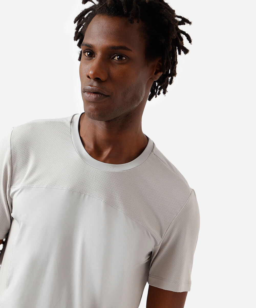 camiseta slim fit masculina esportiva ace com recorte cinza