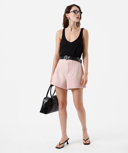 short de alfaiataria feminino com pences rosa 38