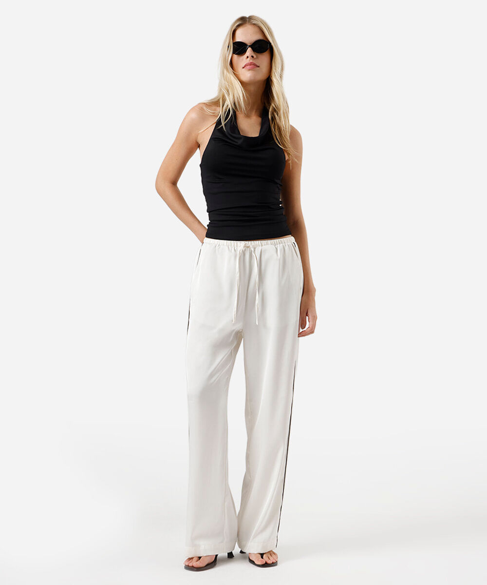 calça estilo pijama feminina com nervuras acetinada off white