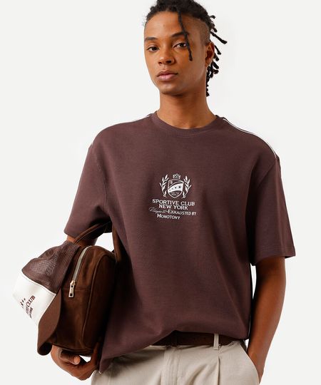 camiseta masculina de algodão com bordado marrom P camiseta masculina de algodão com bordado marrom P