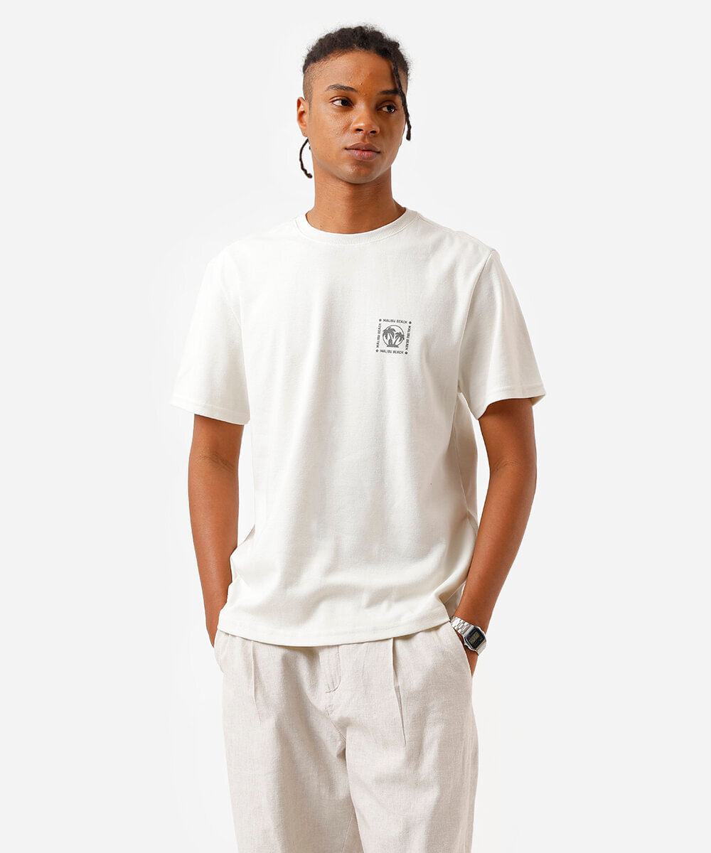 camiseta masculina com algodão estampada bege
