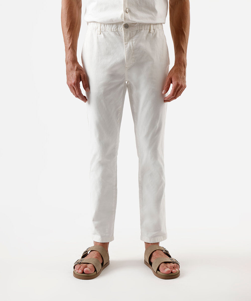 calça slim chino masculina de sarja cós elástico off white