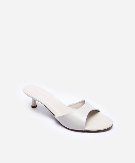 tamanco bico redondo salto fino oneself texturizado off white 36 tamanco bico redondo salto fino oneself texturizado off white 36