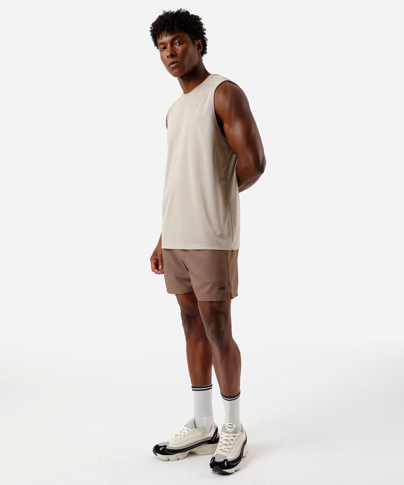 short masculino esportivo ace bolso com zíper marrom