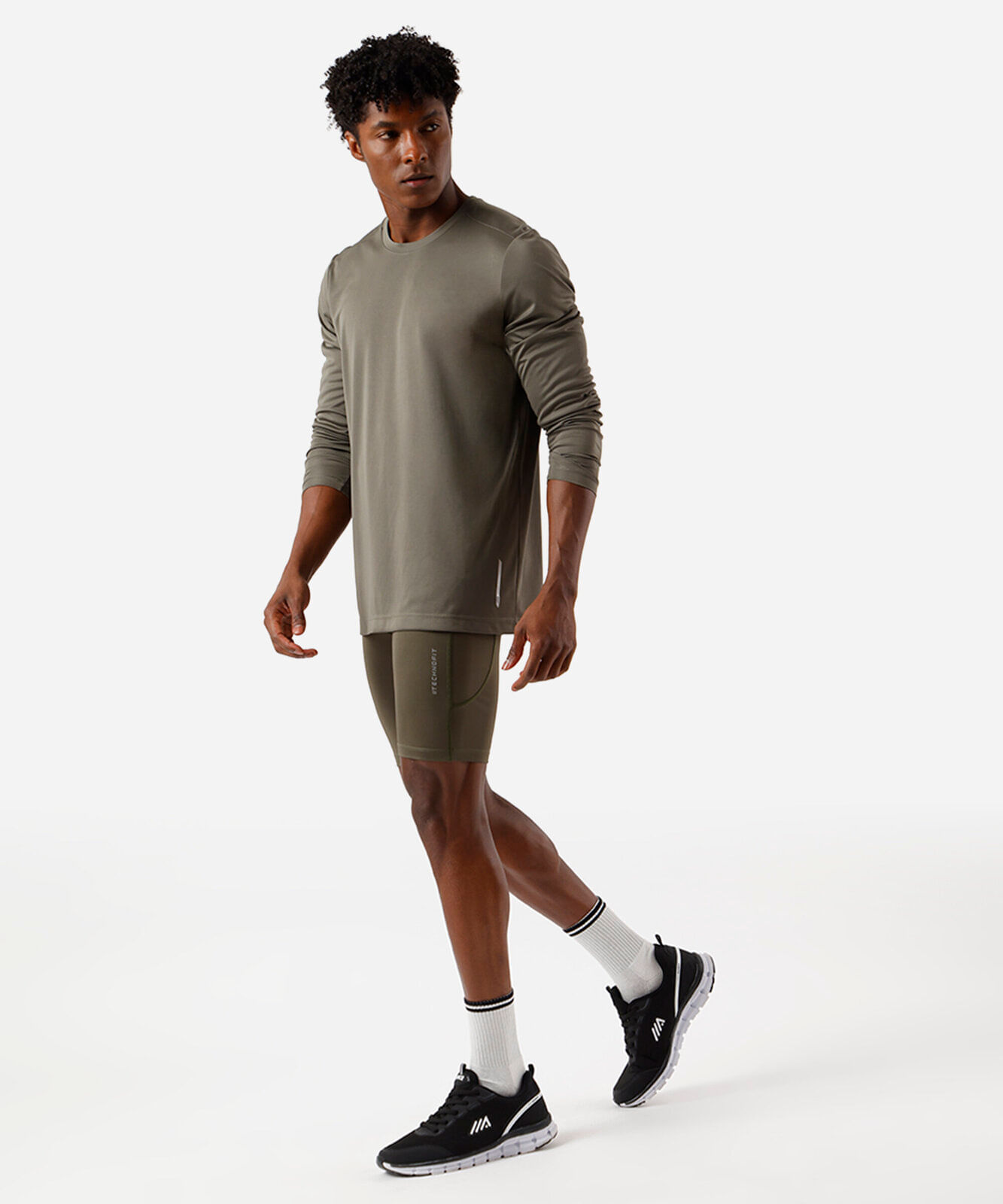 bermuda esportiva masculina de compressão verde