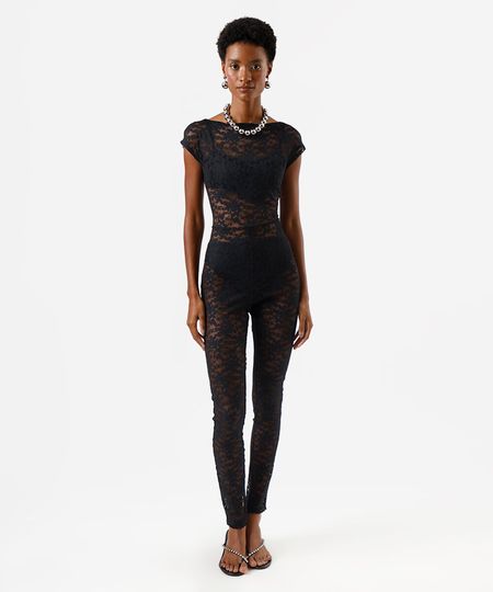 macacão feminino de renda floral preto M