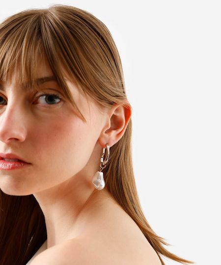 brinco argola com pérola  prateado UNICO