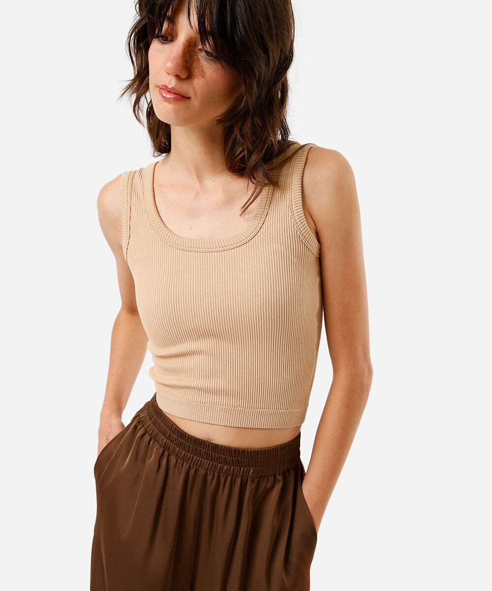 cropped básico feminino com bojo canelado bege