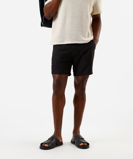 short masculino chino com linho preto 46