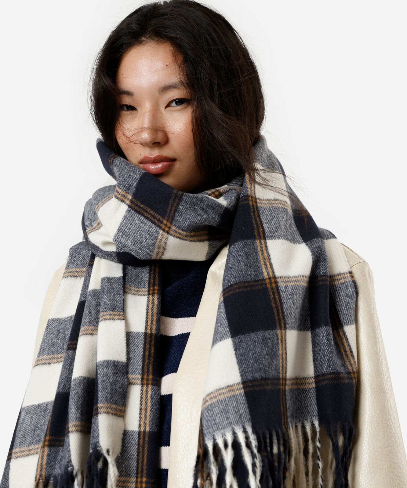 cachecol com franjas xadrez colorido