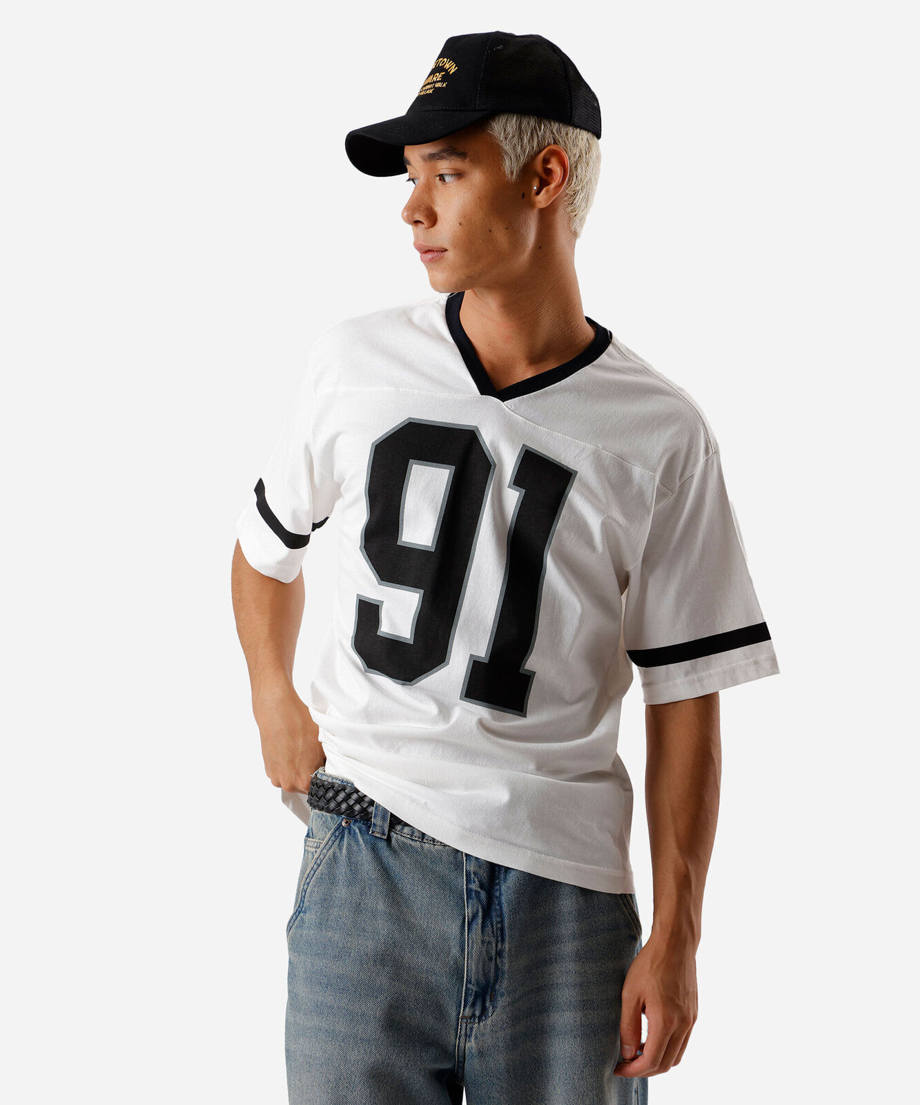 camiseta masculina de algodão gola v estampada off white