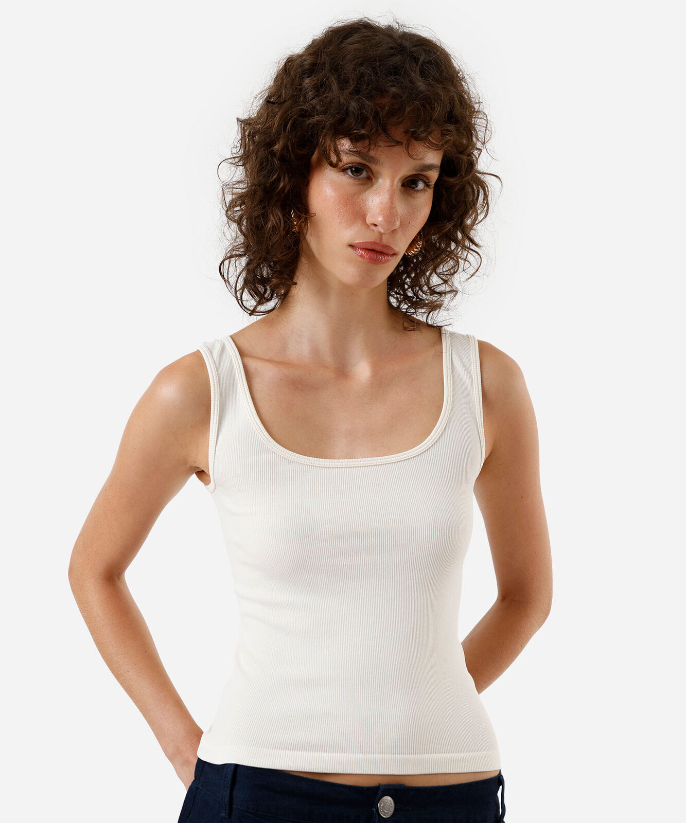 regata básica feminina de poliamida canelada off white