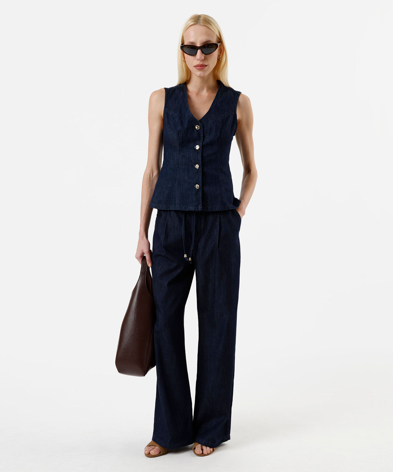 calça feminina jeans wide leg slim cintura média com cinto azul