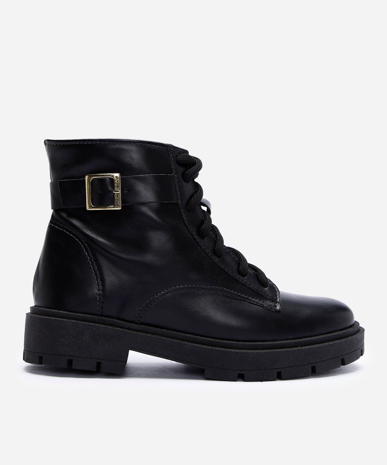 bota cano curto com fivela tratorada preta