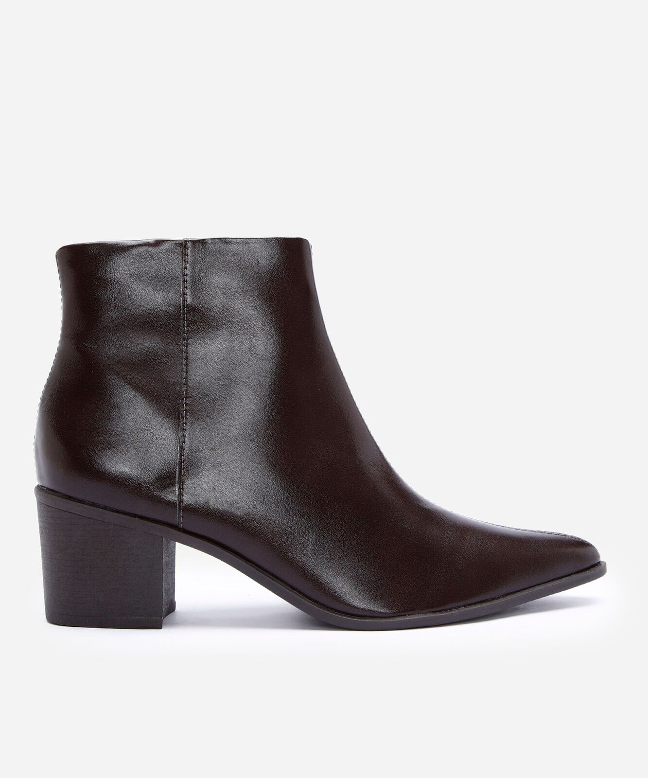 bota western cano curto bico fino marrom
