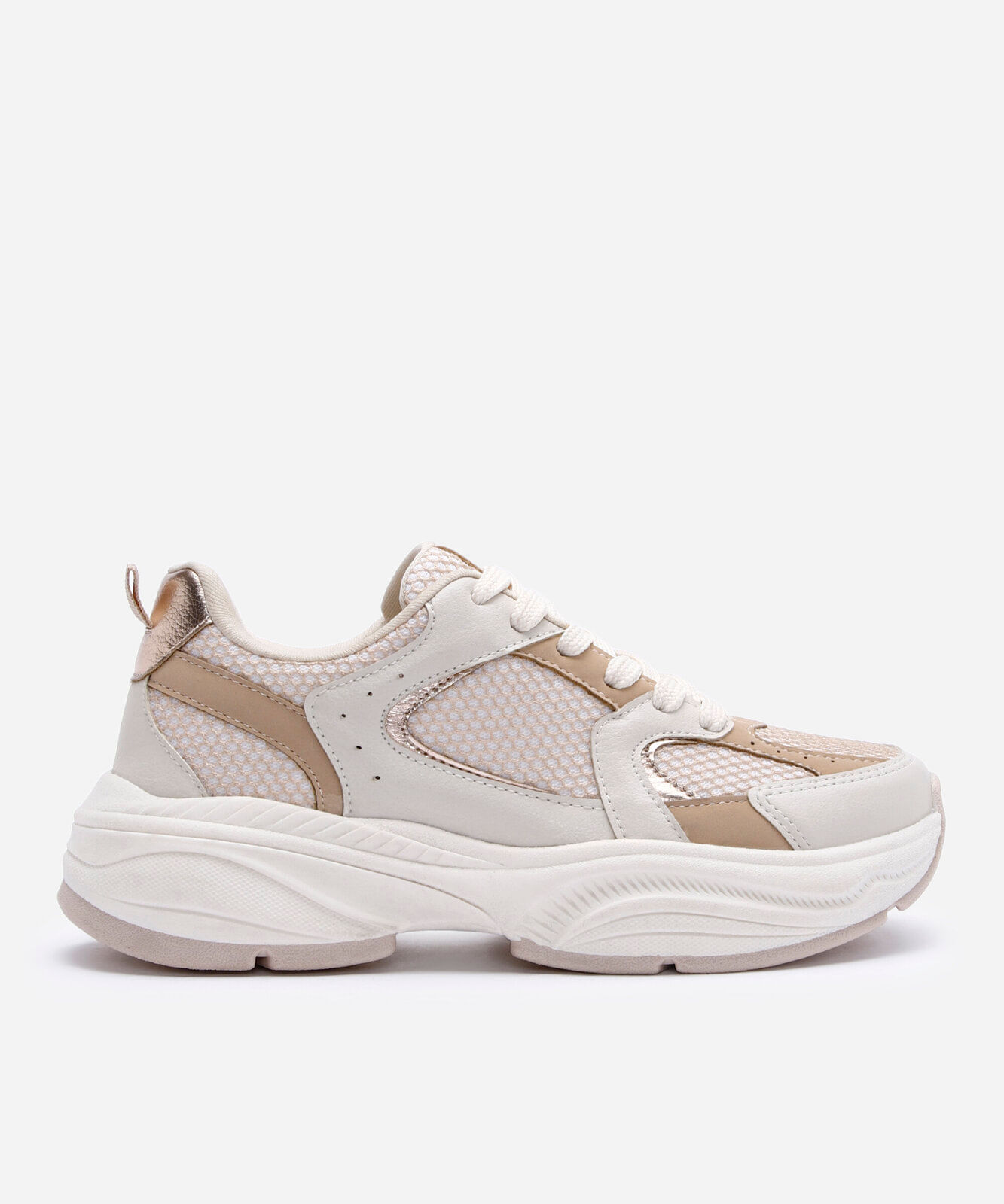 tênis daddy skneakers feminino com recortes bege