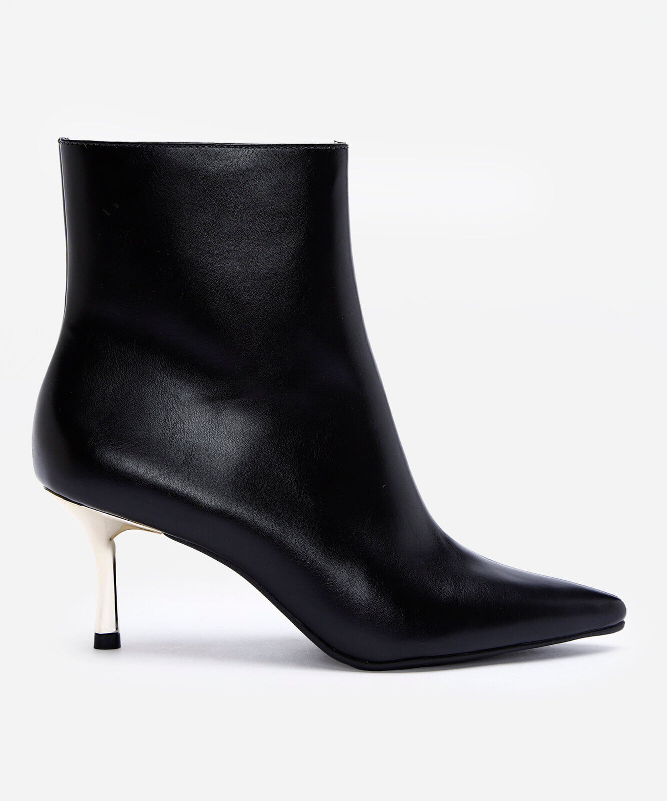 bota feminina cano curto e salto fino preta