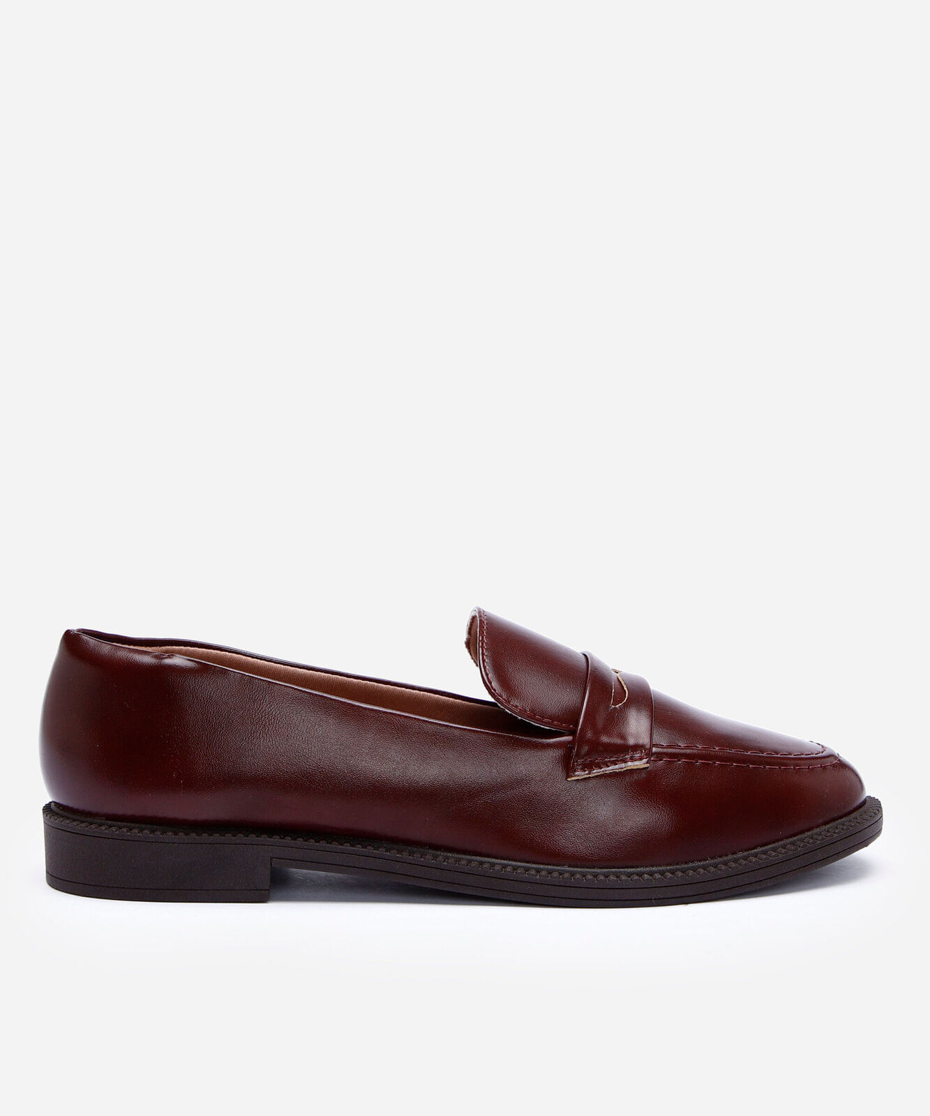mocassim com tira via uno vinho