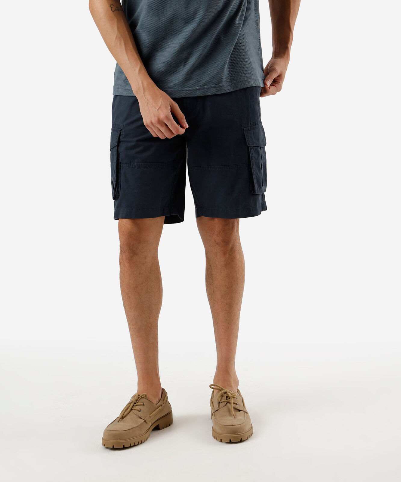 bermuda cargo masculina de sarja azul