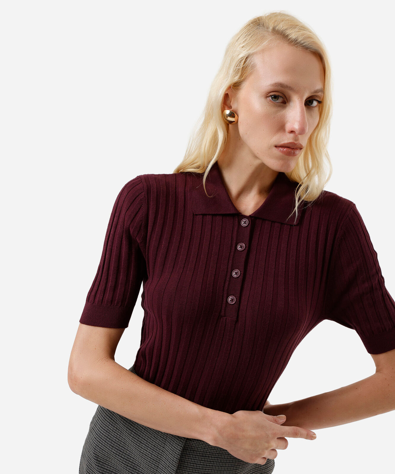 polo feminina de tricot canelada vinho