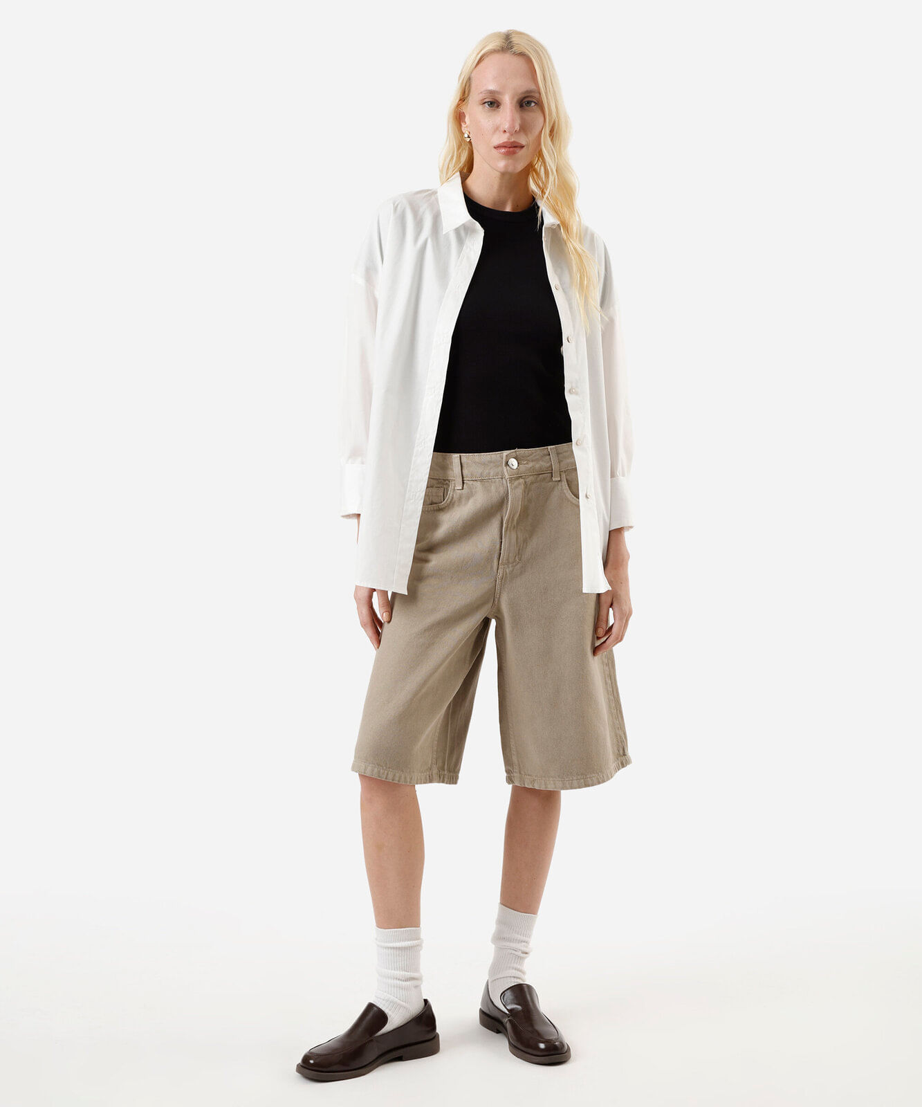 bermuda jorts feminina de sarja cintura média bege