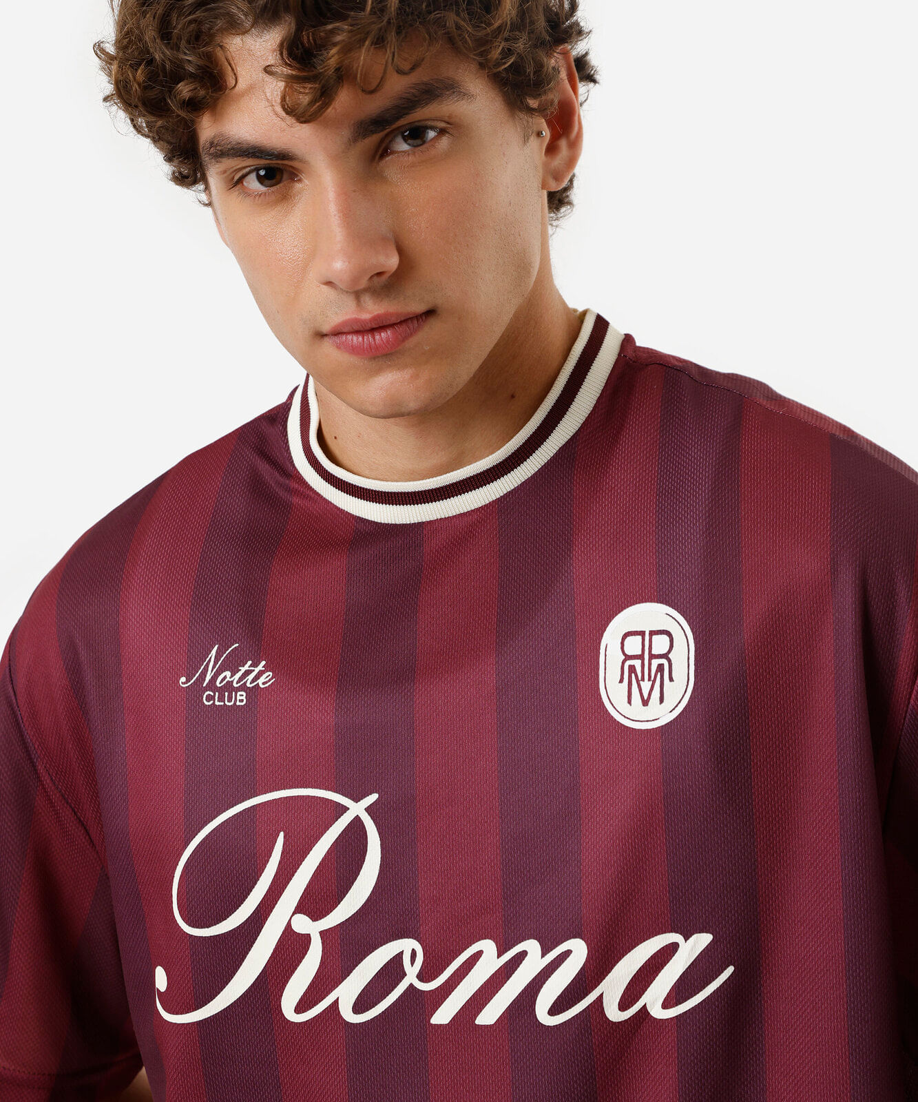 camiseta box fit masculina roma listrada vinho