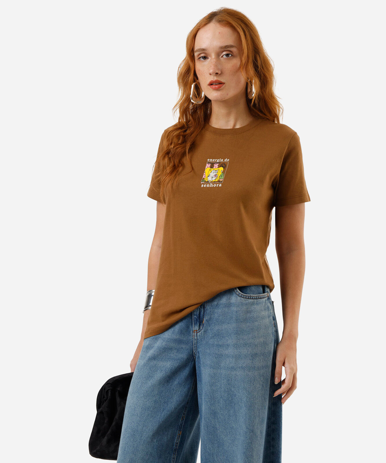 camiseta feminina energia de senhora marrom
